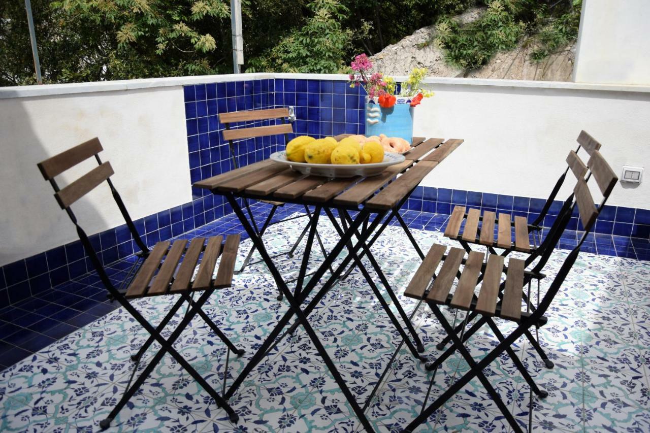 Casa Flora Bed & Breakfast Vietri sul Mare Exterior photo